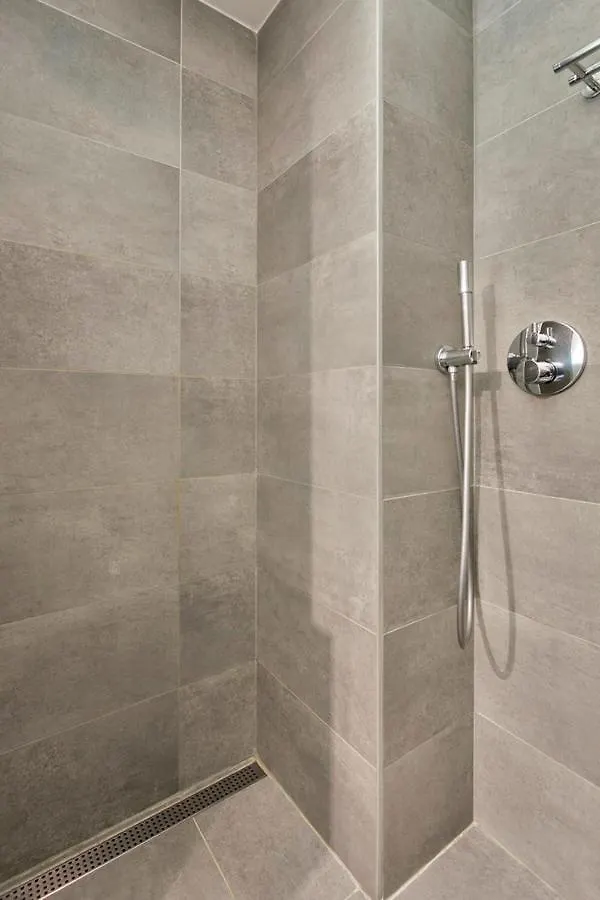 Montezuma Luxe Studio Met Frontaal Zeezicht Zonder Aparte Slaapkamer Apartment Ostend Belgium