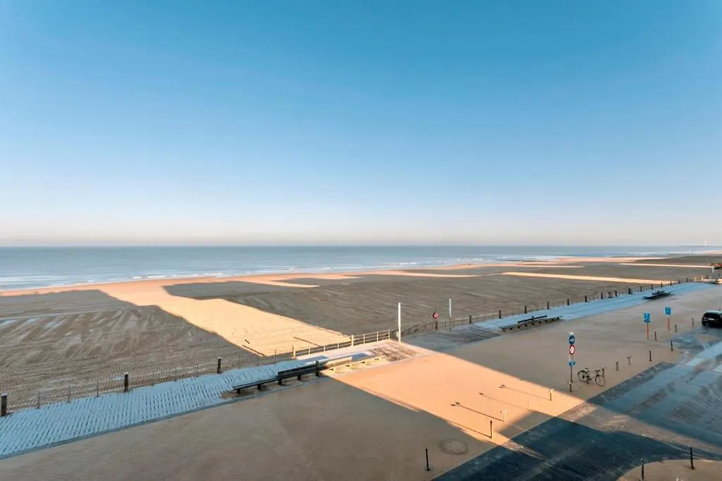 Montezuma Luxe Studio Met Frontaal Zeezicht Zonder Aparte Slaapkamer Apartment Ostend